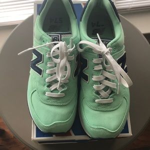 New Balance Sneakers